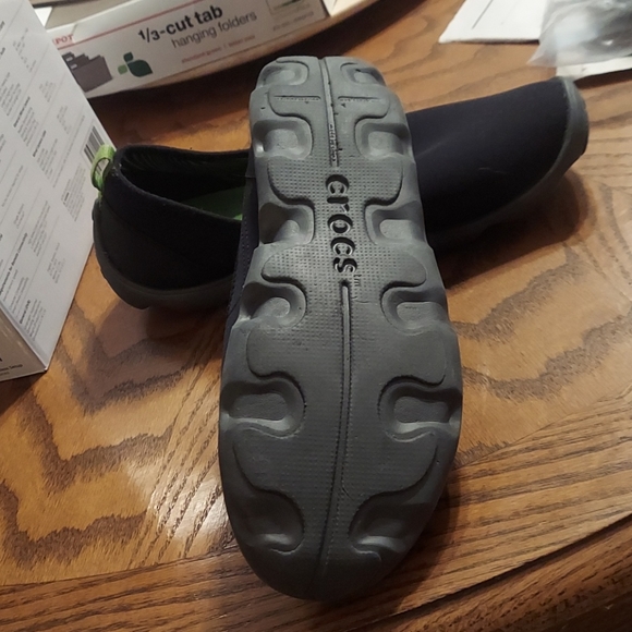 Crocs - Picture 3 of 3